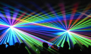 Blue-Tec,  Feuerwerk, Lasershow, Beamshow, Lasershow Dessau, Grafikshow, Grafiklasershow, Hochzeit Lasershow, Fotobox, Fotobox Dessau, Disco, DJ, Hüpfburg 