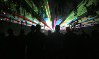 Blue-Tec,  Feuerwerk, Lasershow, Beamshow, Lasershow Dessau, Grafikshow, Grafiklasershow, Hochzeit Lasershow, Fotobox, Fotobox Dessau, Disco, DJ, Hüpfburg 