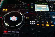 Blue-Tec,  Feuerwerk, Lasershow, Beamshow, Lasershow Dessau, Grafikshow, Grafiklasershow, Hochzeit Lasershow, Fotobox, Fotobox Dessau, Disco, DJ, Hüpfburg 